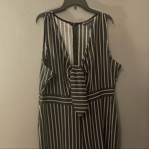 Fashion to Figure Jumpsuit Size 3 in new condition.